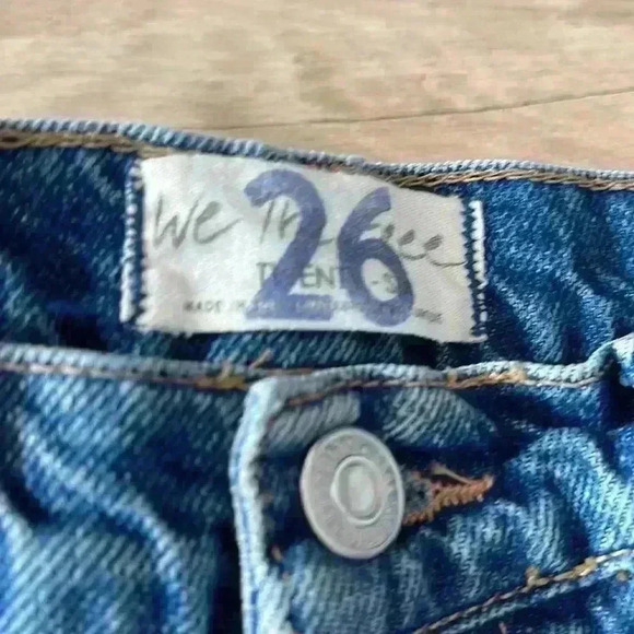 Free People Rocky Mountain Patchwork High Rise Straight Leg Jeans Blue sz 26 - Picture 2 of 11